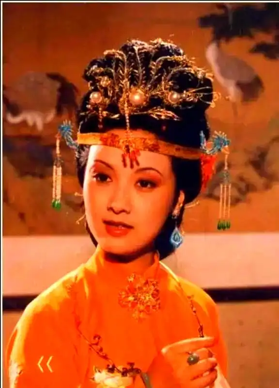 娱乐圈哪些女名星很矮_杨蓉身高1米61 演技精湛_女明星身高不占优势 矮个子女明星演技出色