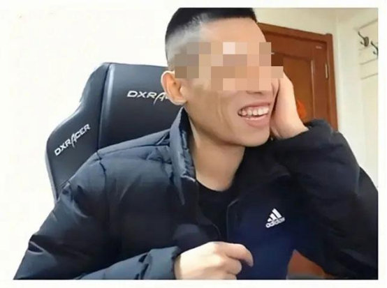 李佳琦翻车事件_黑料最多的网红,_2023年度十大翻车网红